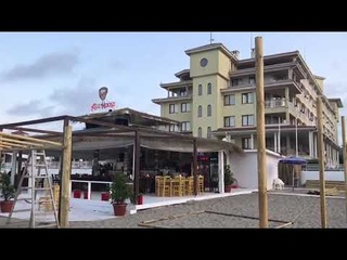 - Ale House на пляже Нестинарка. Царево. Болгария.
