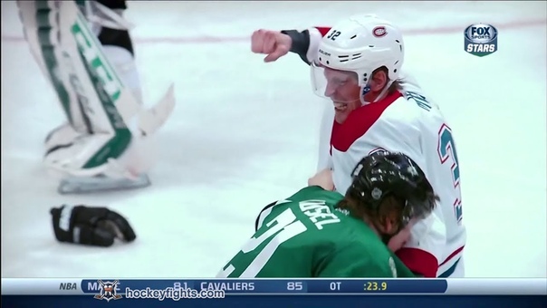 Travis Moen vs Antoine Roussel Jan 2,