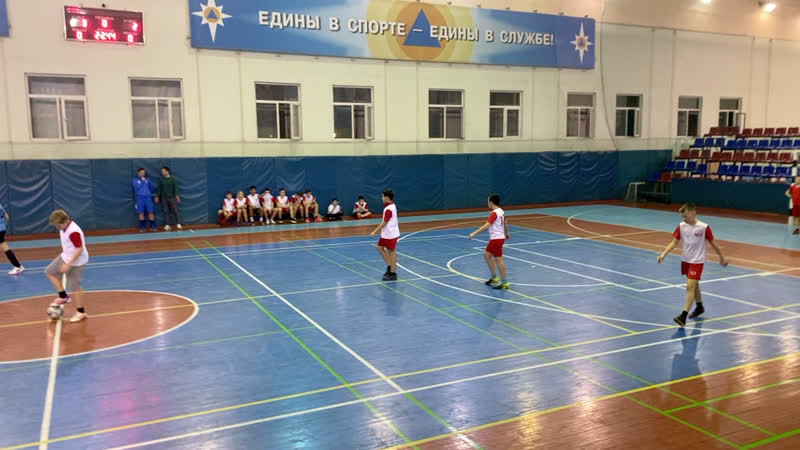 Live: m. F. c Aren