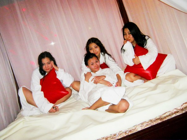 №98, Aigerim Balkojaeva, Астана №98, Aigerim Balkojaeva, Астана