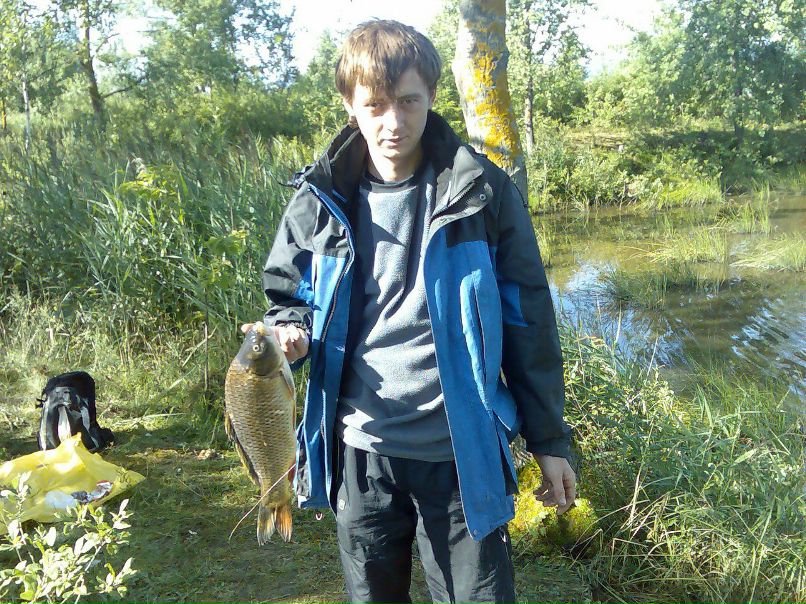 Андрій Мельник | Брошнев-Осада