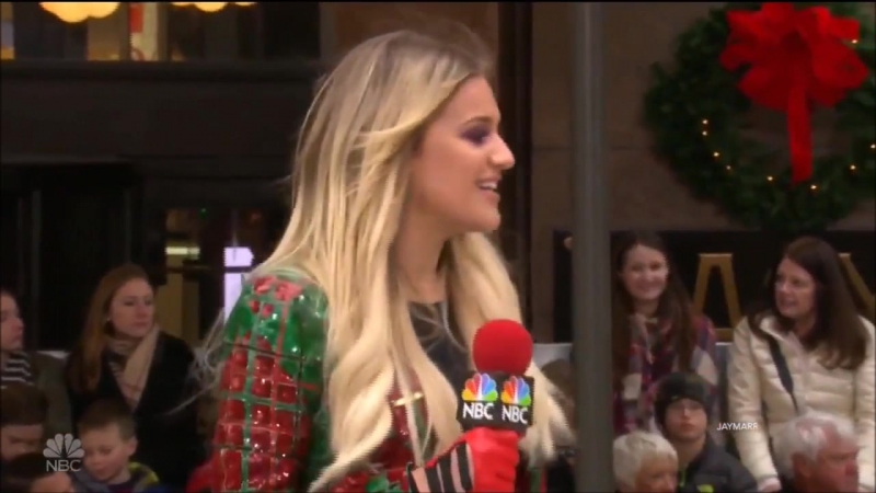 Kelsea Ballerini Peter Pan ( Live on Macys 90th Thanksgiving Parade