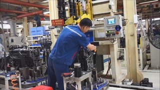 Yuchai land & Marine Power Generator Engine Assembly in Factory