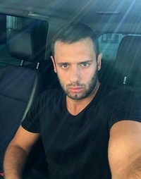 Денис Попов