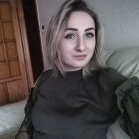 Аня Попова