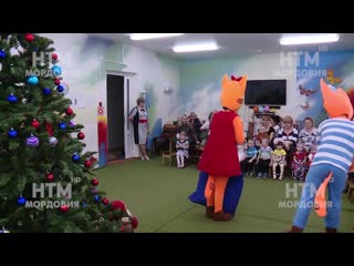Совместная акция компании “Веселый Ананас“ с НТМ в Доме ребенка в с. Большие Березняки.