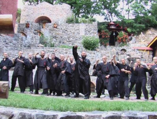 Роман Антонів | Золотоноша