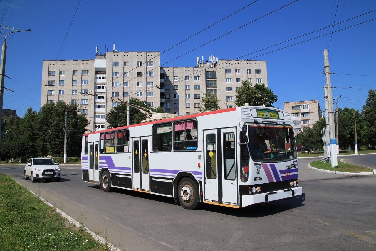 Последний в живой природе тр*ллейбус NordTroll-120MTr уцелел на маршрутах Новочебоксарска Это картинка