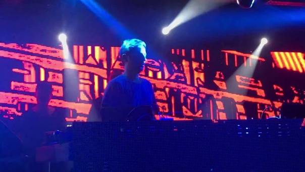 Guy J B2 B Guy Mantzur Akvarium Club, Budapest, Hungary Nov 25, 2017 Part 13,