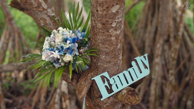 Свадебный клип невероятно позитивных ребят Артема и Лены